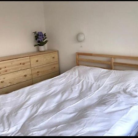 Great Price, Lovely Comfy Flat.2 Mins From The Sea ไลม์รีจิส ภายนอก รูปภาพ
